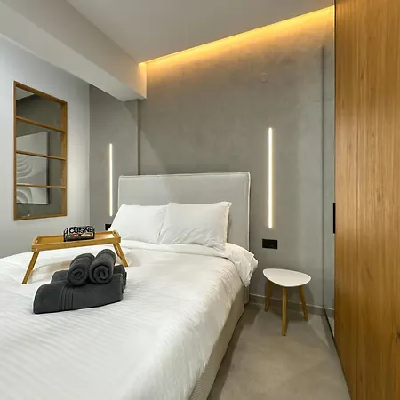 Whitekaravan Suite Thessaloniki Exterior photo