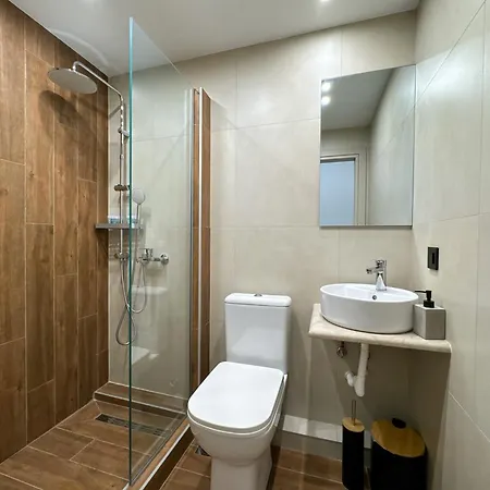 Whitekaravan Suite Thessaloniki Exterior photo