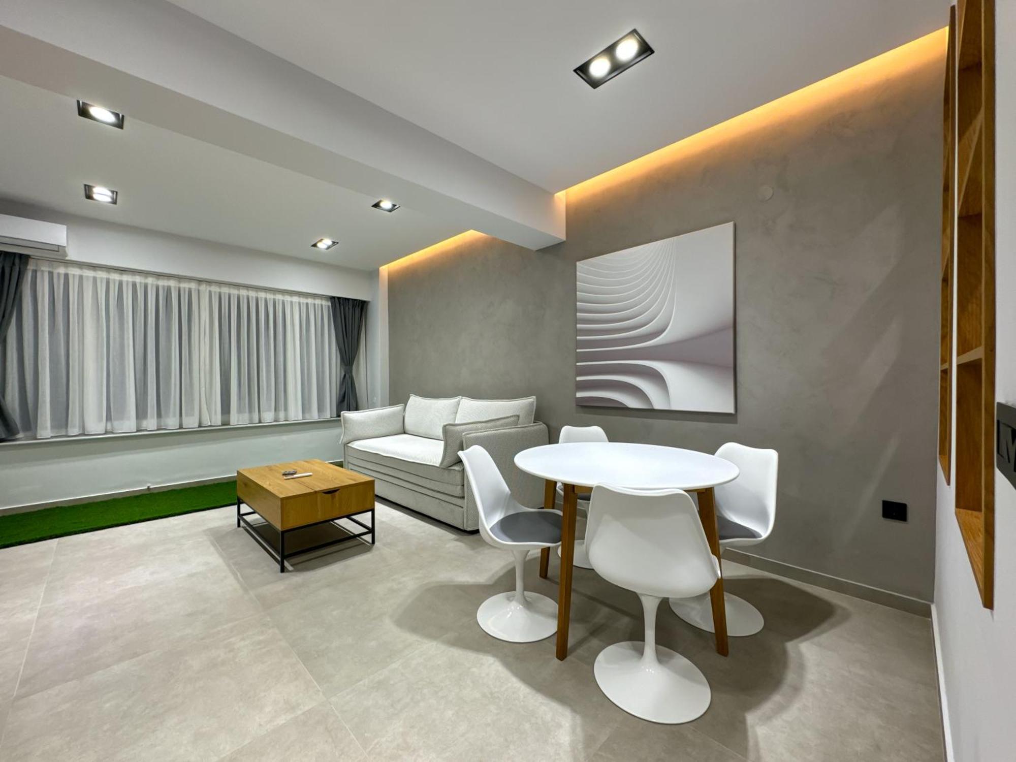 Whitekaravan Apartment